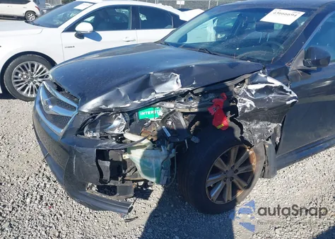 2012 Subaru Legacy 2.5I z USA, uszkodzony, nr VIN 4S3BMBA66C3036158